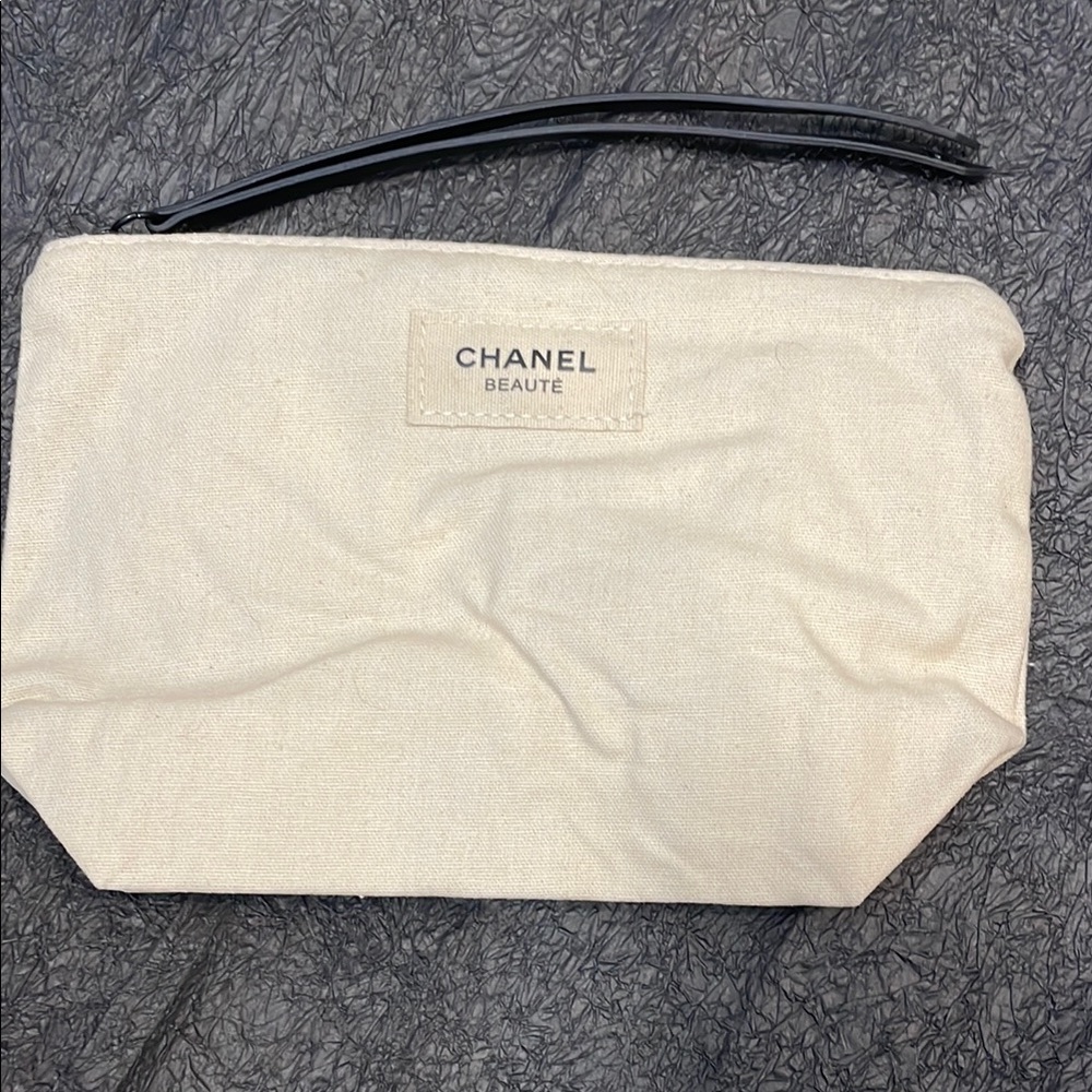 CHANEL Cream Cosmetic Pouch with Black Accents